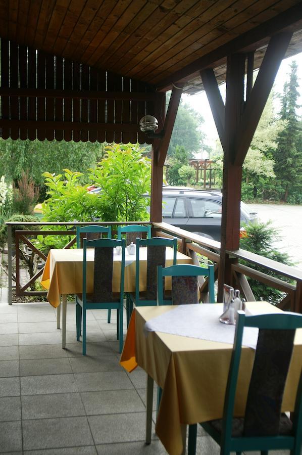 Zajazd Duet Radzymin Exterior foto